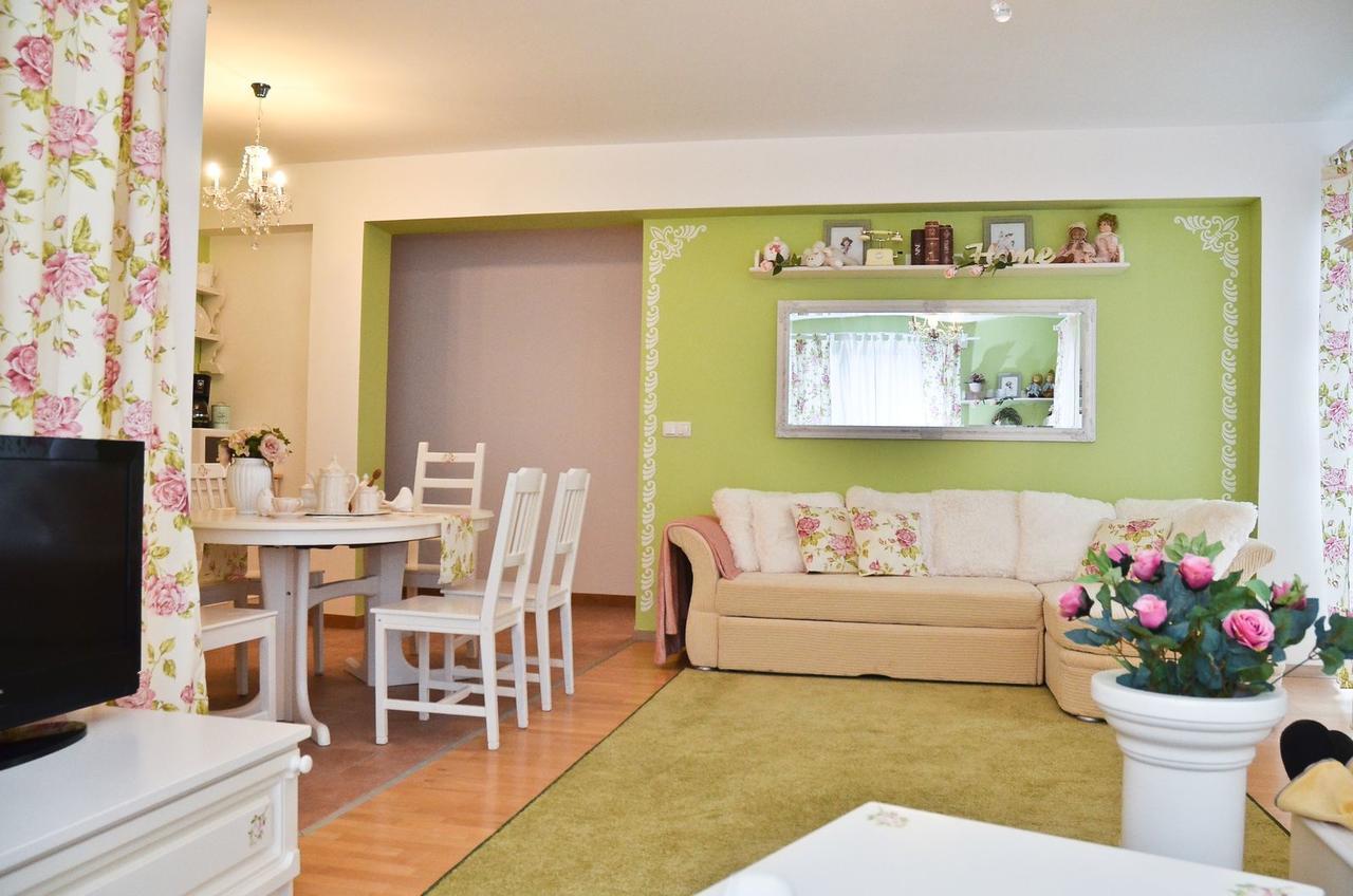 Romantic Apartman Hajduszoboszlo Luaran gambar