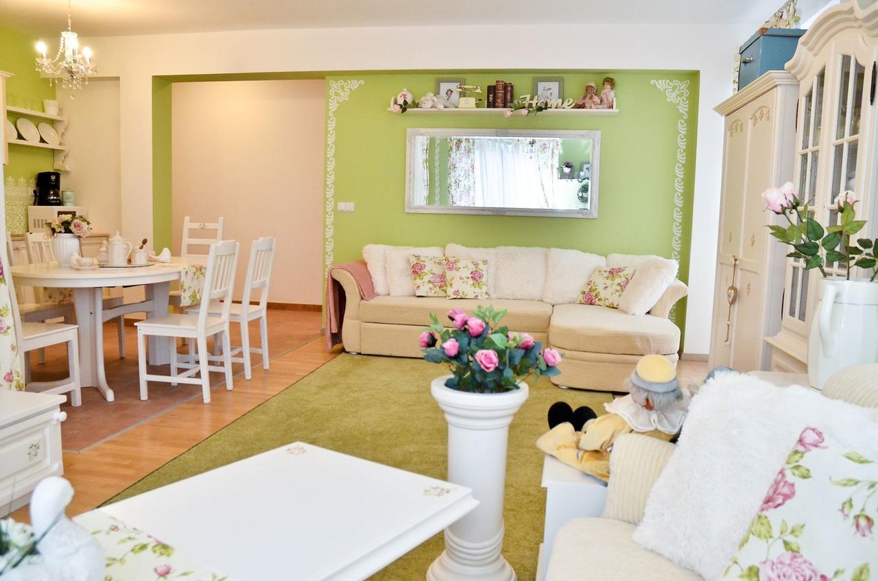 Romantic Apartman Hajduszoboszlo Luaran gambar