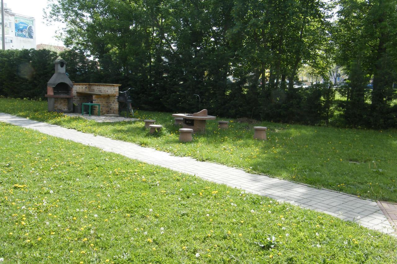 Romantic Apartman Hajduszoboszlo Luaran gambar